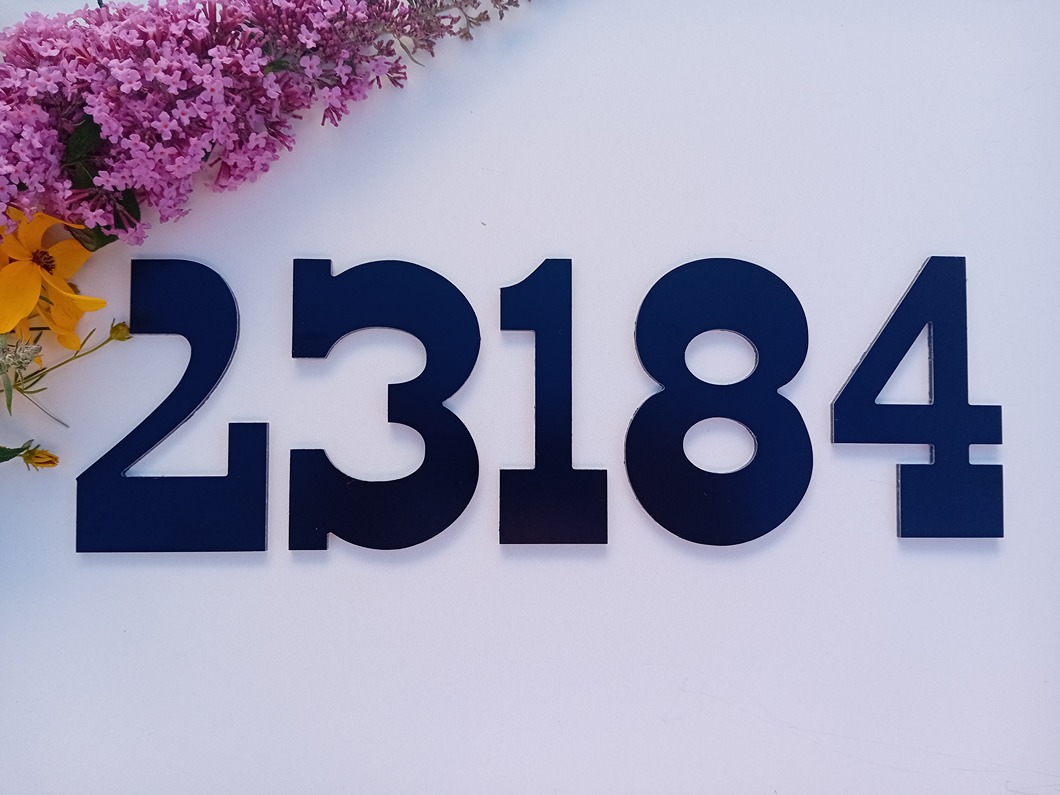 Číslo na dom: Rodeo