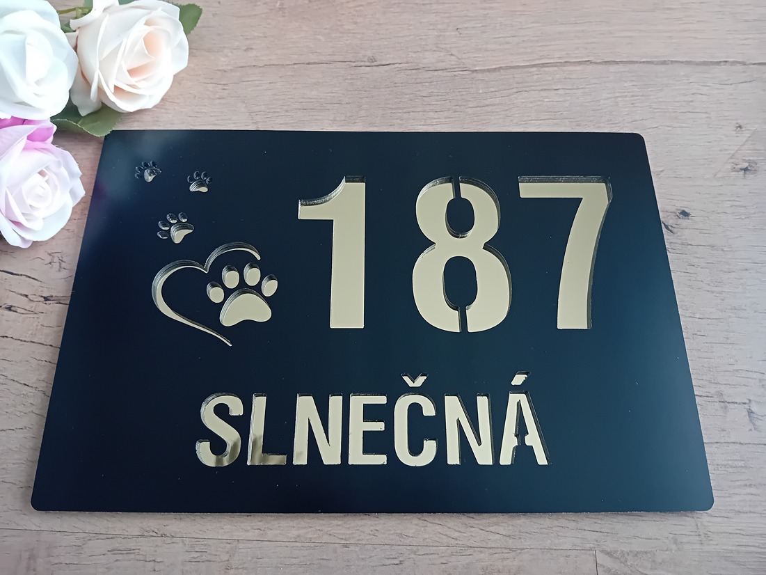 Číslo na dom: Rocky