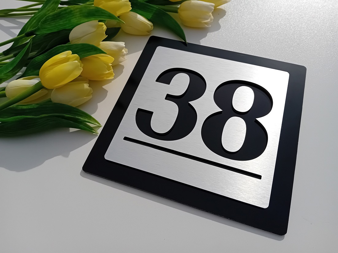 Číslo na dom: Mesačný svit