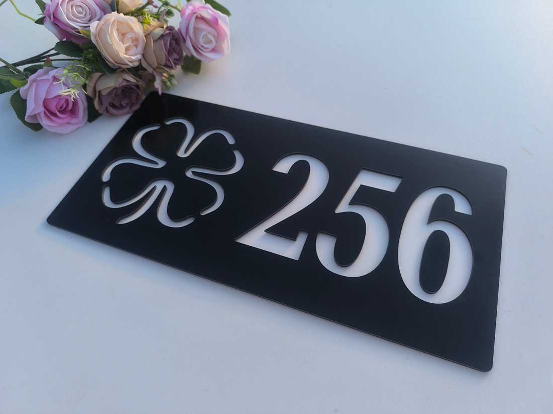 Číslo na dom: Šťastný dom