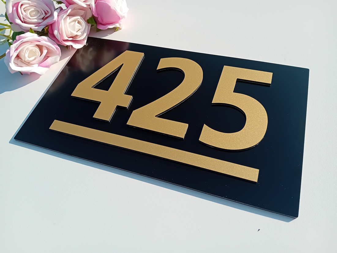 Číslo na dom: Milano