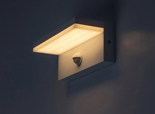 Svietidlo LED nástenné so senz. Zaragoza 77116 9W 1000lm 2700/4000/6500K 230V IP54 biela