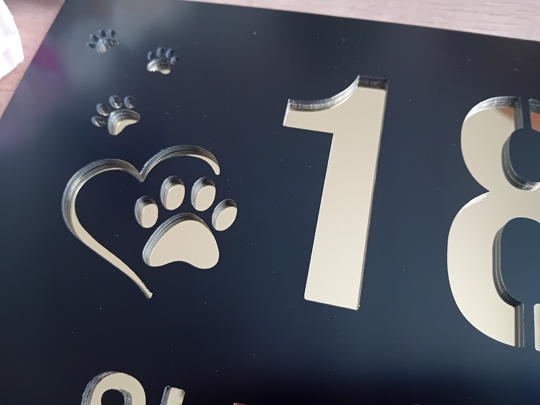 Číslo na dom: Rocky