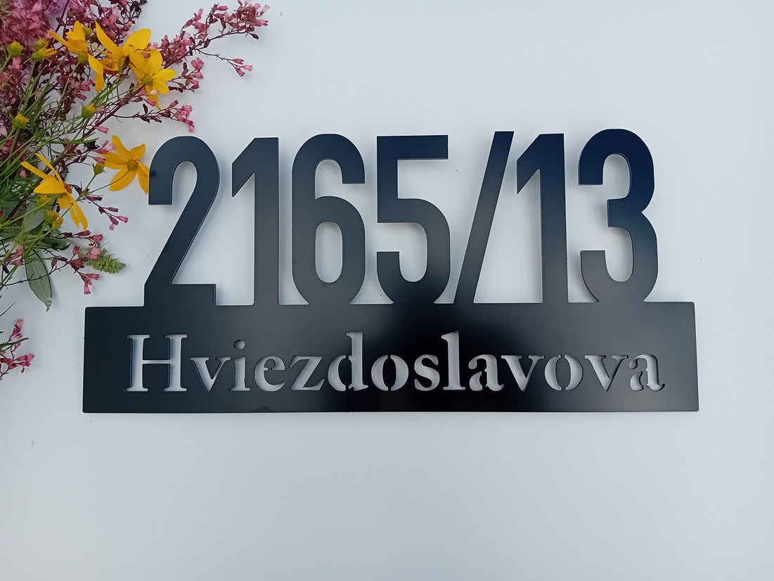 Číslo na dom: Naša ulica