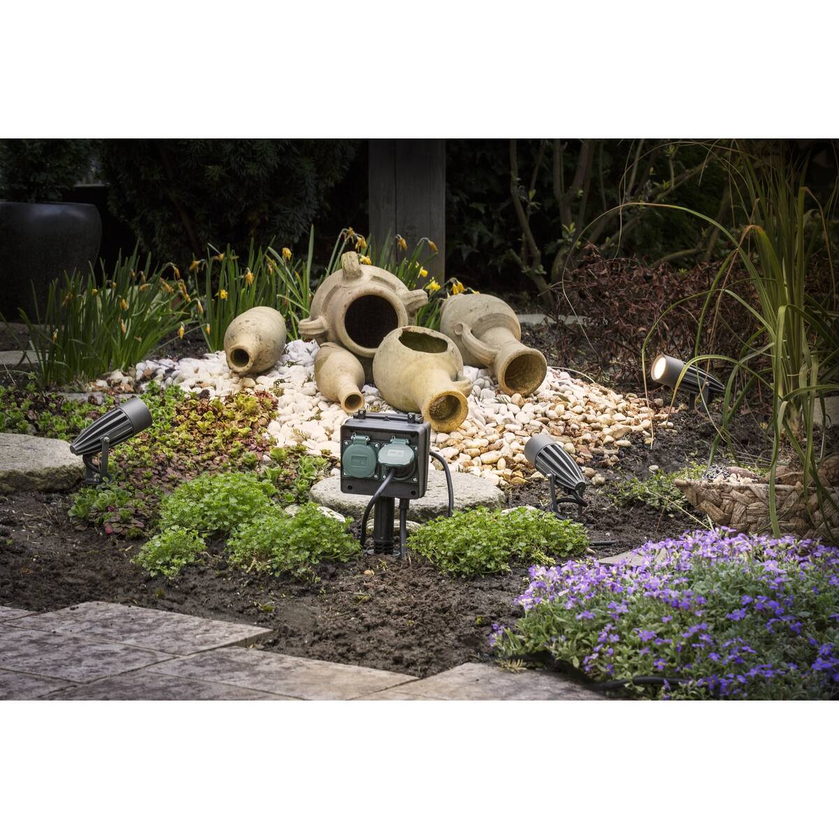 Svietidlo LED zapichovacie SYNA LED 227505 8,6W 470lm 3000K 230V IP55 antracit