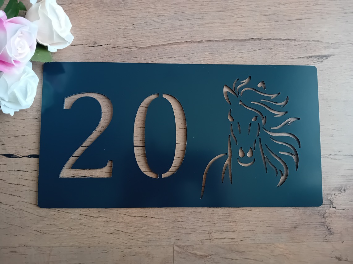 Číslo na dom: Horse