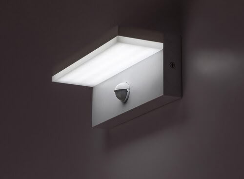 Svietidlo LED nástenné so senz. Zaragoza 77116 9W 1000lm 2700/4000/6500K 230V IP54 biela