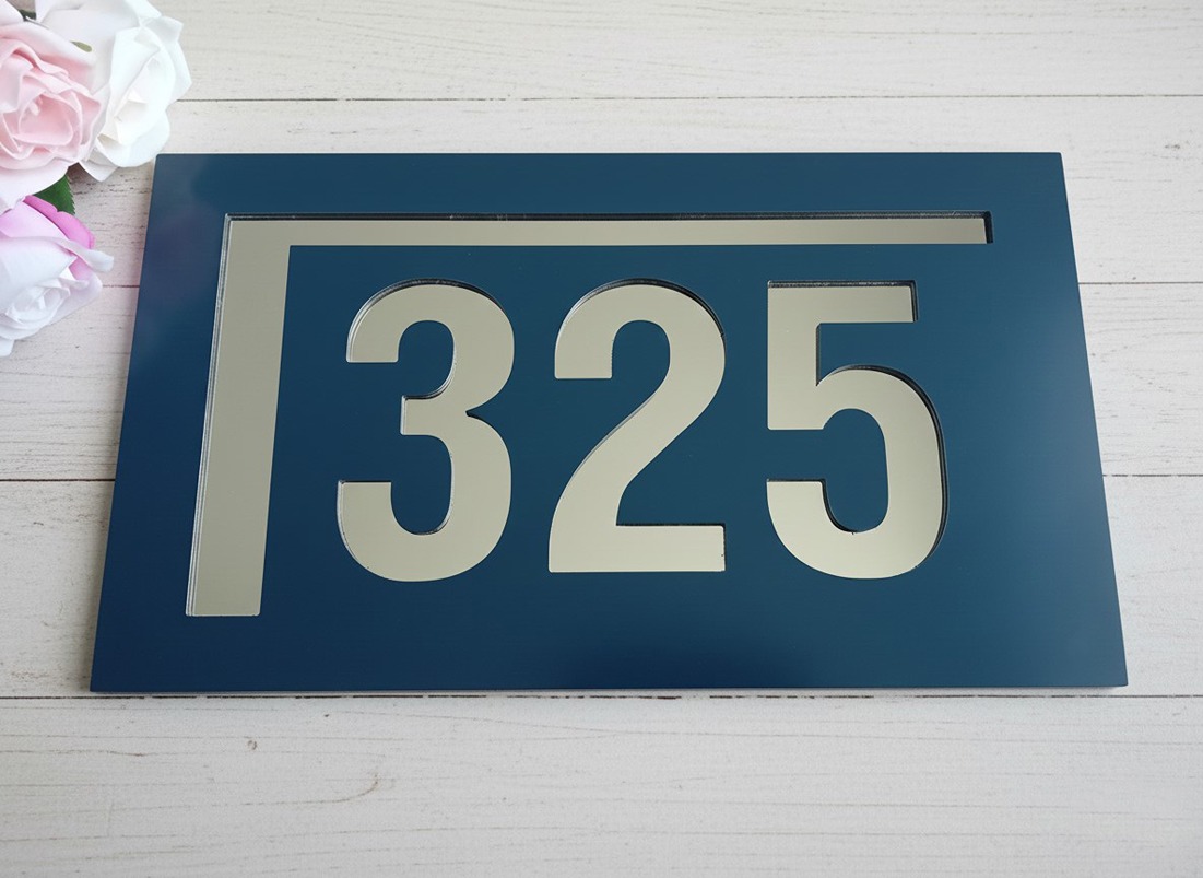 Číslo na dom: Capital