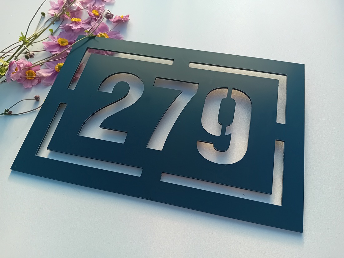 Číslo na dom: Nice