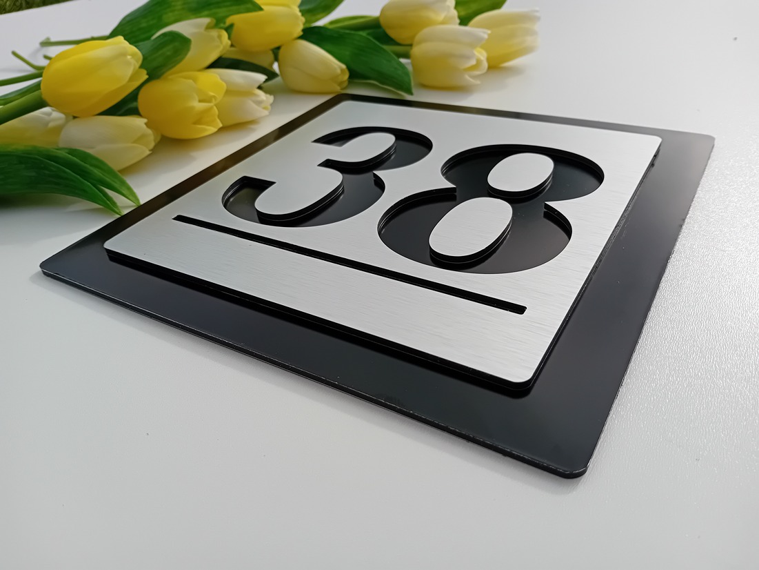 Číslo na dom: Mesačný svit