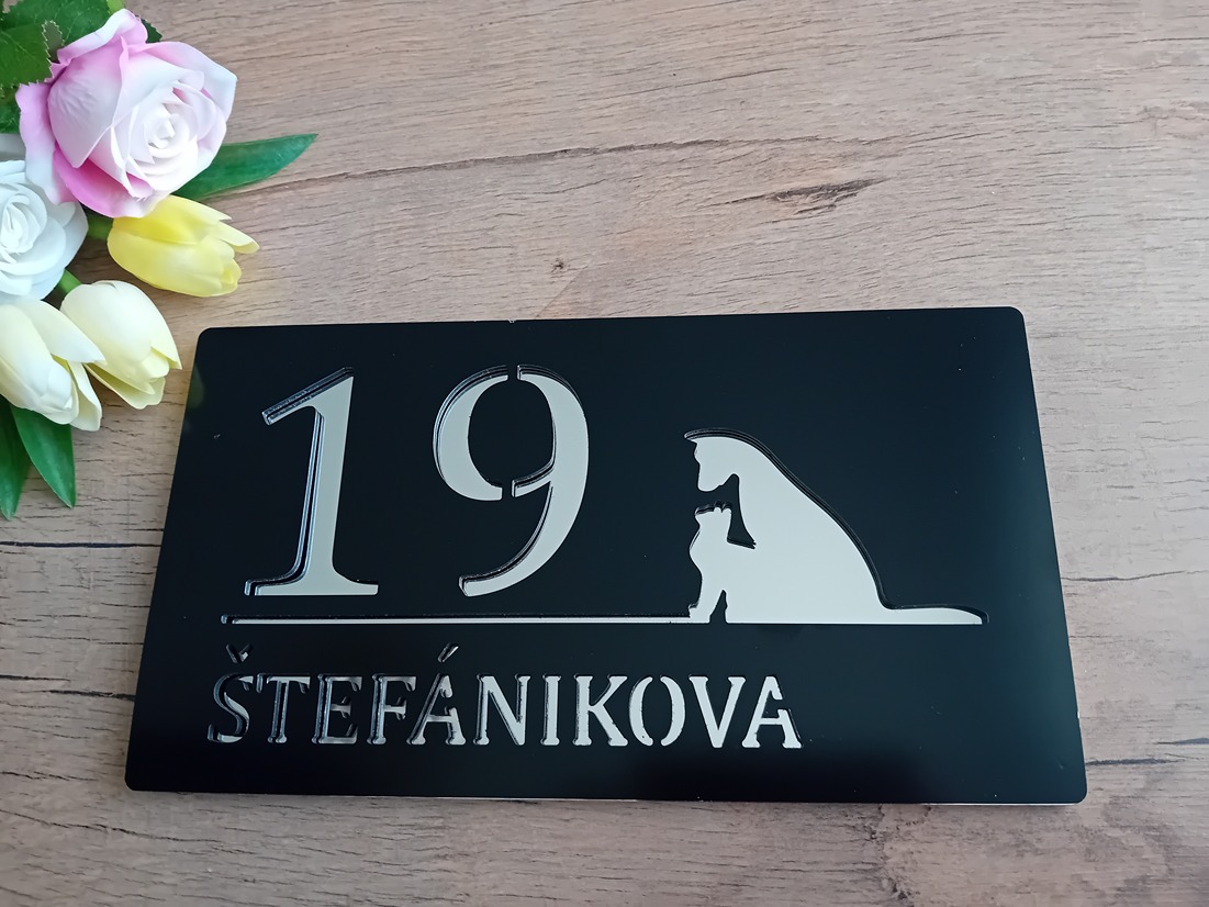 Číslo na dom: Honey