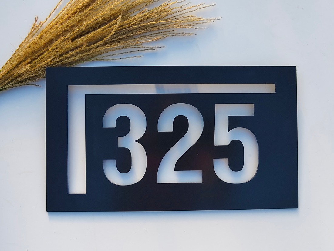 Číslo na dom: Capital