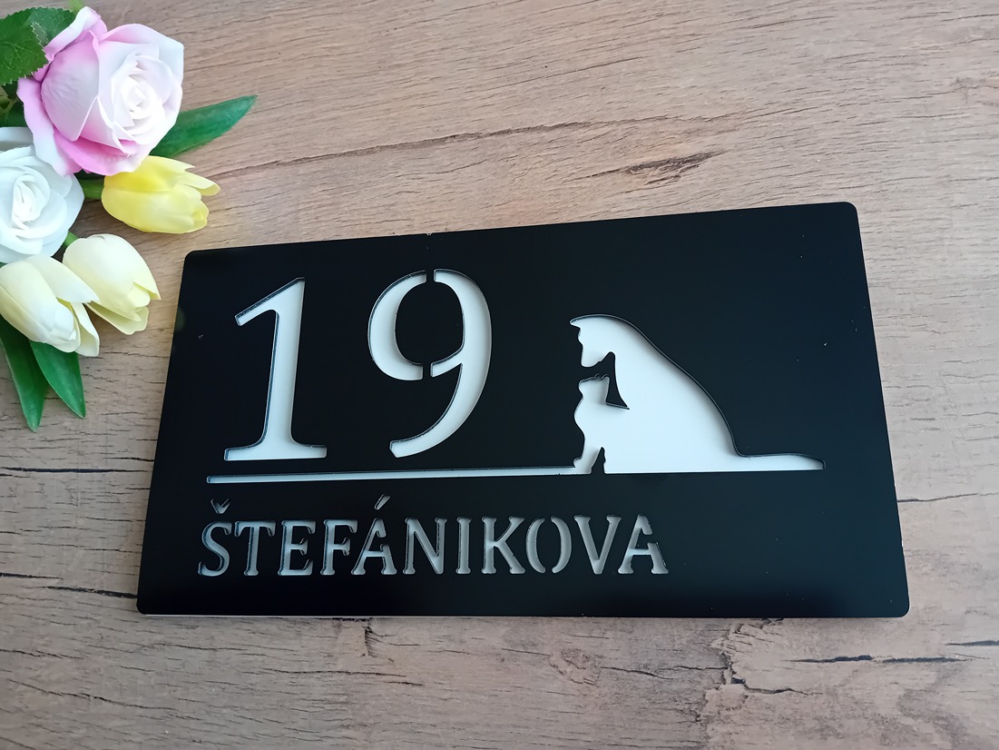 Číslo na dom: Honey